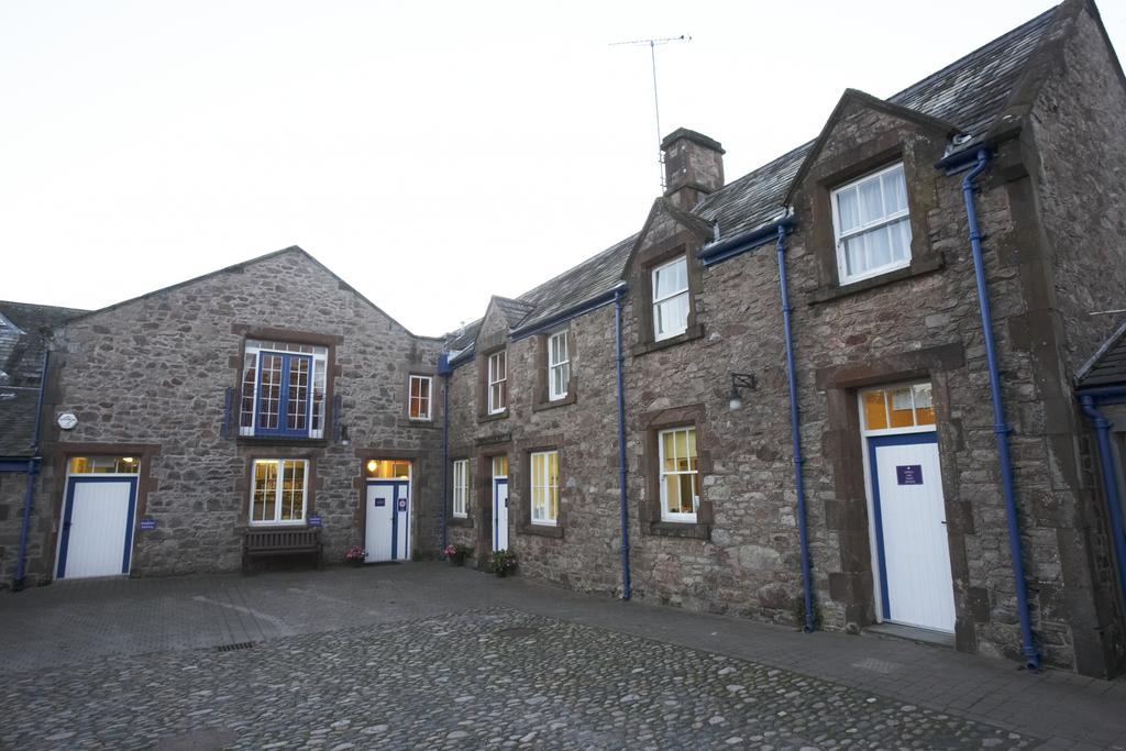 Muncaster Castle Coachman'S Quarters Bed and Breakfast Ravenglass Buitenkant foto