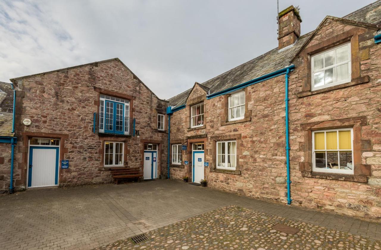 Muncaster Castle Coachman'S Quarters Bed and Breakfast Ravenglass Buitenkant foto